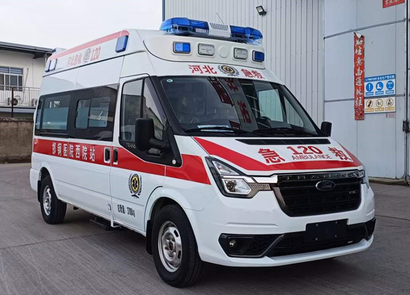 福特V348救護(hù)車