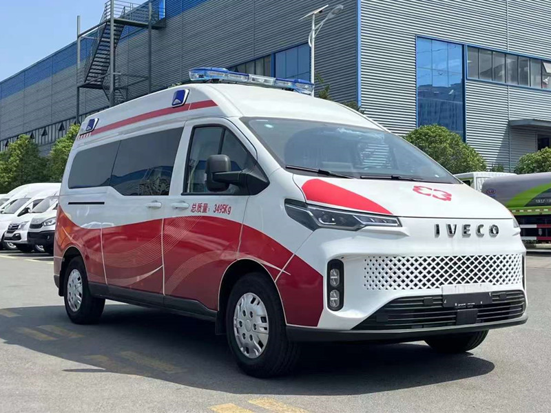 依維柯聚星新能源救護(hù)車(chē)